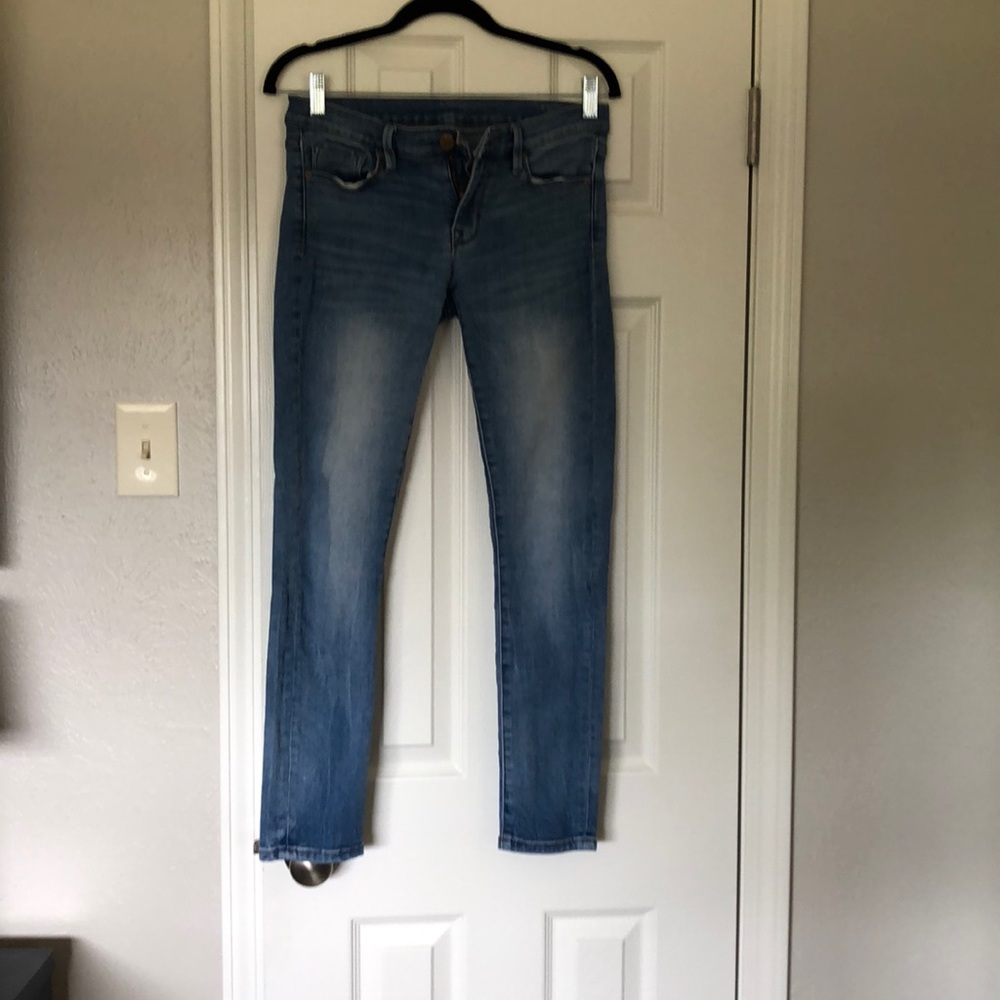 BDG 27 twig mid rise jeans